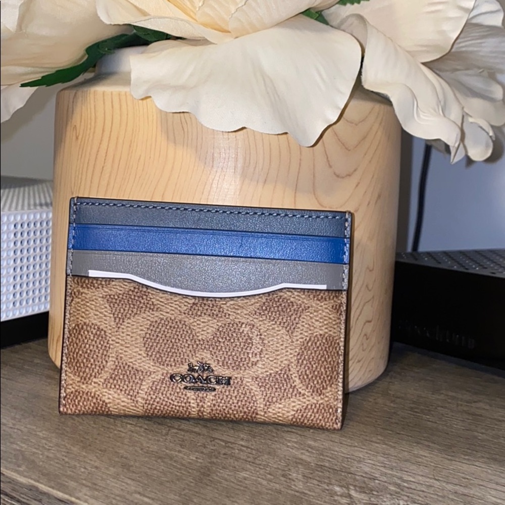Coach credit card case